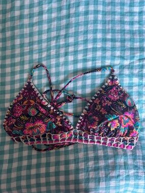 Multicolor bikini top